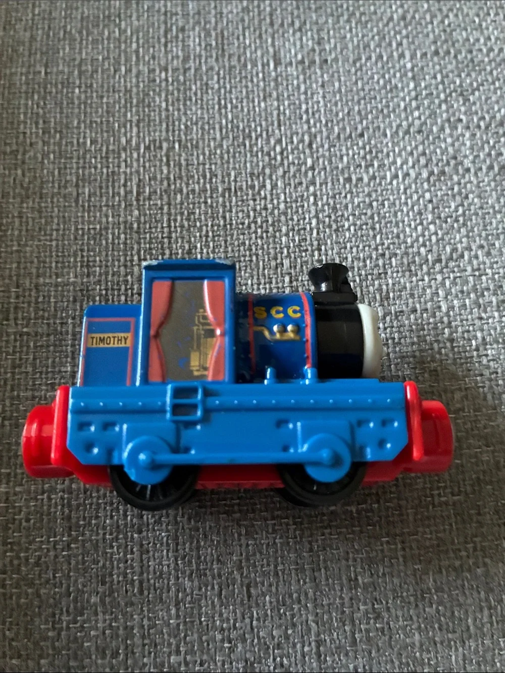 Thomas & Friends Take Along Timothy Train 2012 Round Magnets Diecast